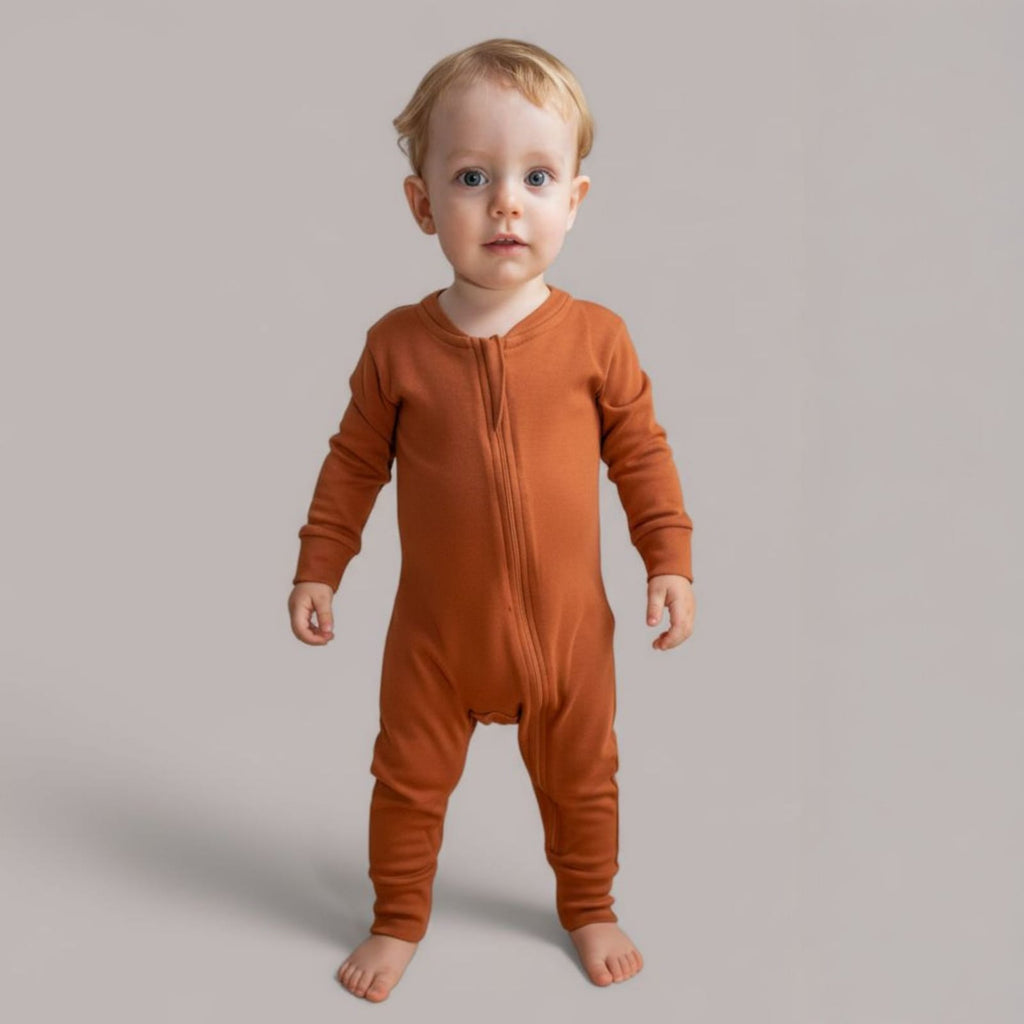 Macacão Ziper Marrom